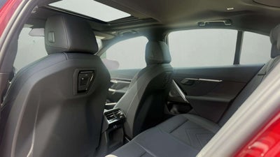 2027 BMW 530i 530i