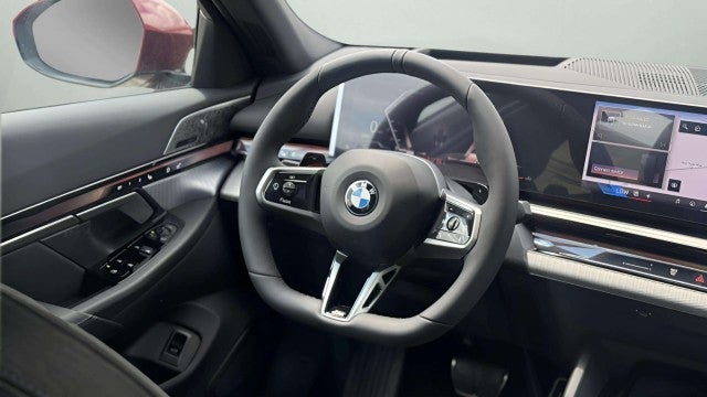 2027 BMW 530i 530i