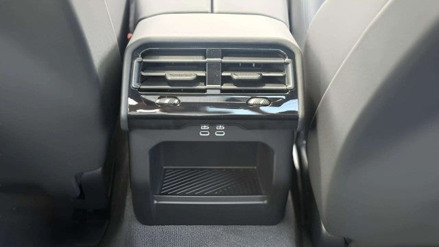 2027 BMW 530i 530i