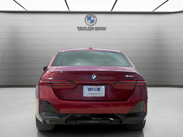 2027 BMW 530i 530i