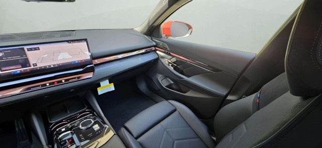 2027 BMW 530i 530i