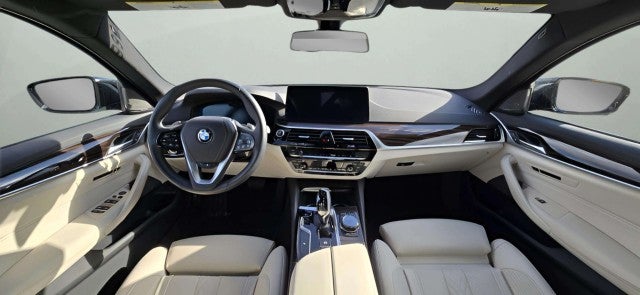 2023 BMW 530i 530i