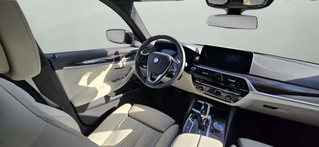 2023 BMW 530i 530i