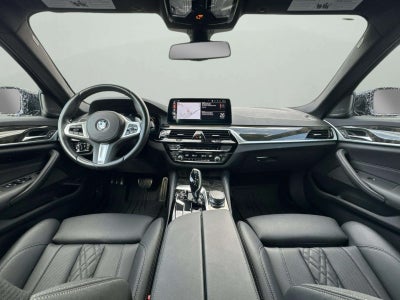 2023 BMW 540i 540i