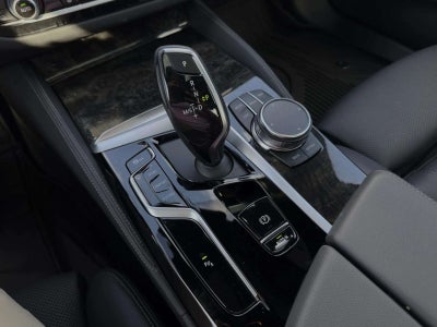2023 BMW 540i 540i