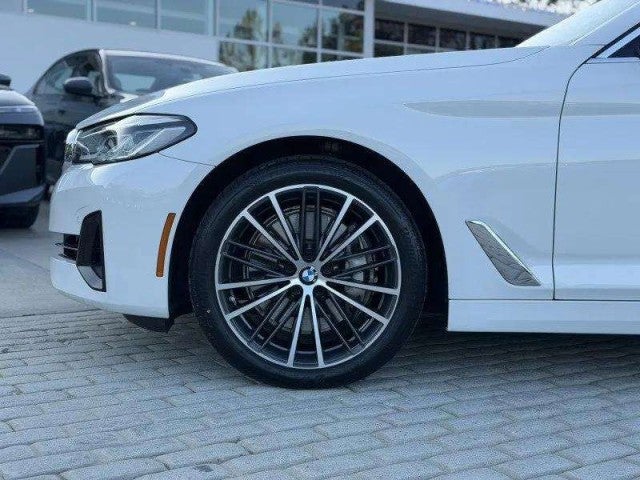 2023 BMW 540i 540i