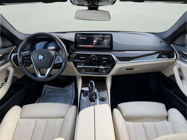 2023 BMW 540i 540i