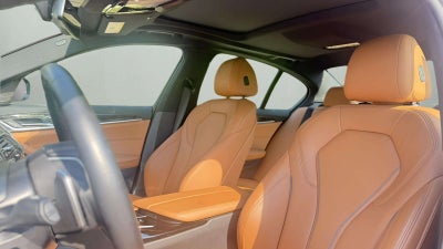 2023 BMW 540i 540i