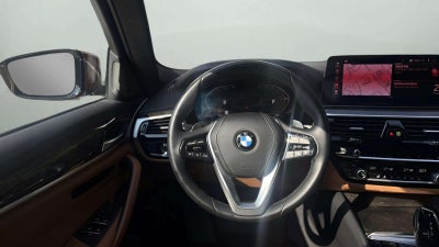 2023 BMW 540i 540i