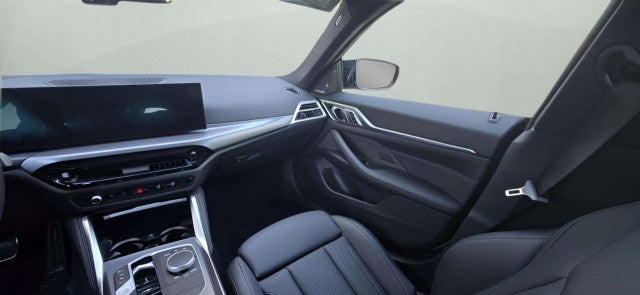 2025 BMW 4 Series M440i