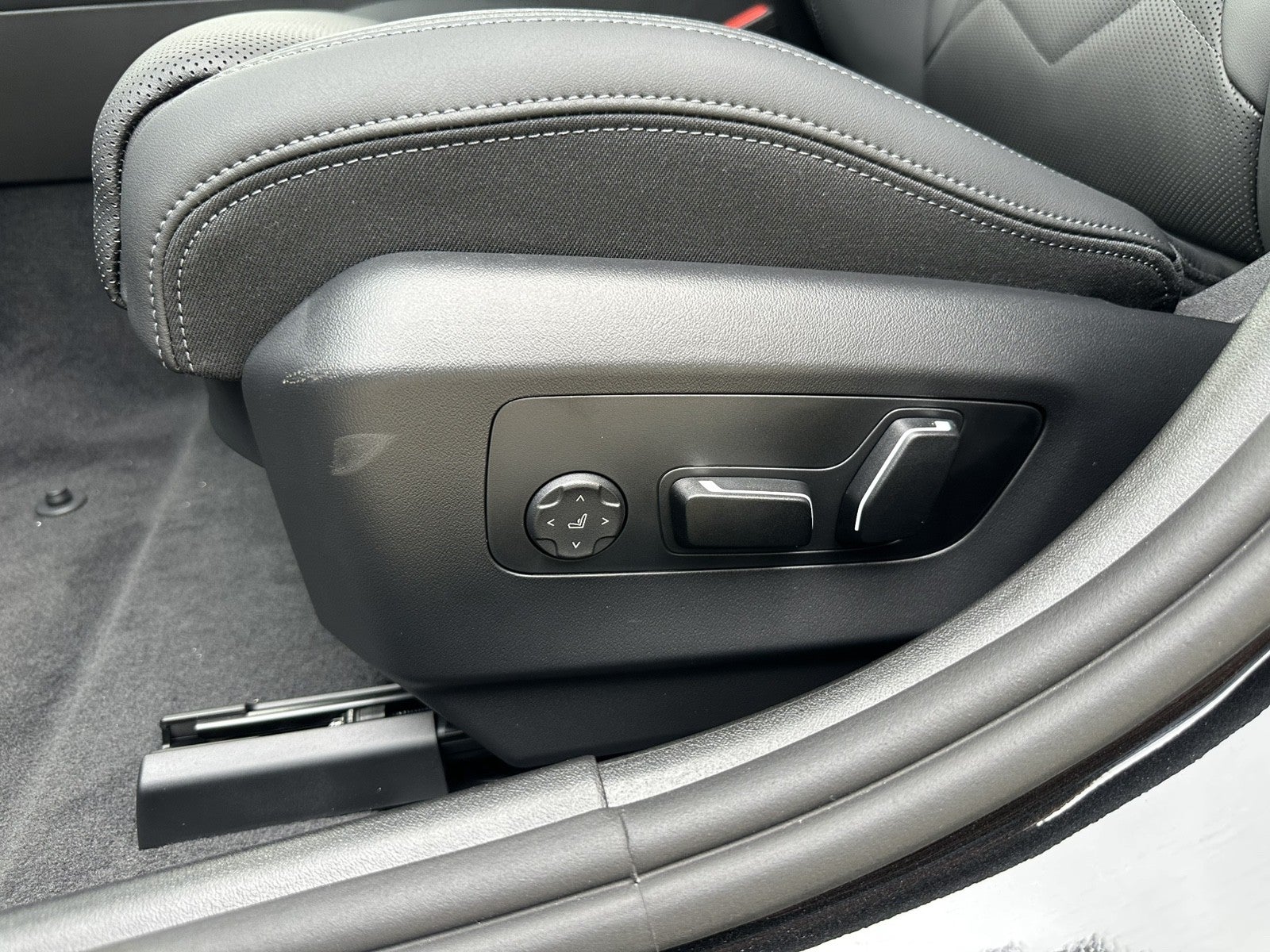 2027 BMW 540i 540i xDrive