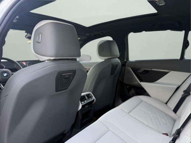 2026 BMW 540i 540i xDrive