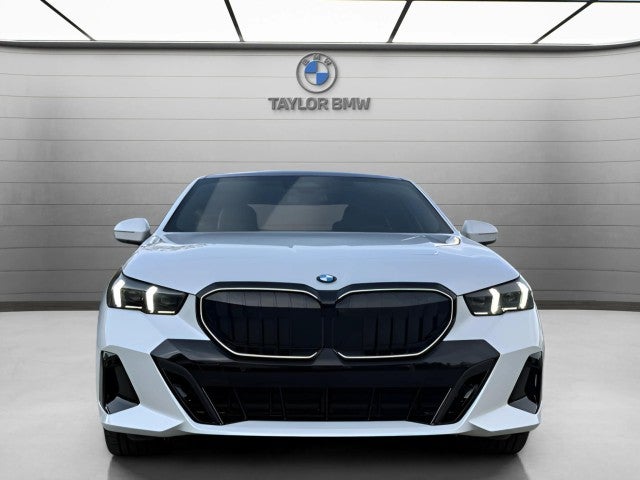 2026 BMW 540i 540i xDrive