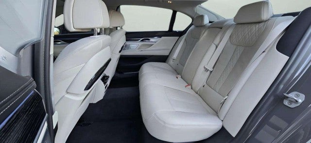 2021 BMW 750i xDrive 750i xDrive