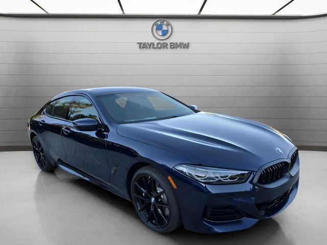 2026 BMW 840i 840i