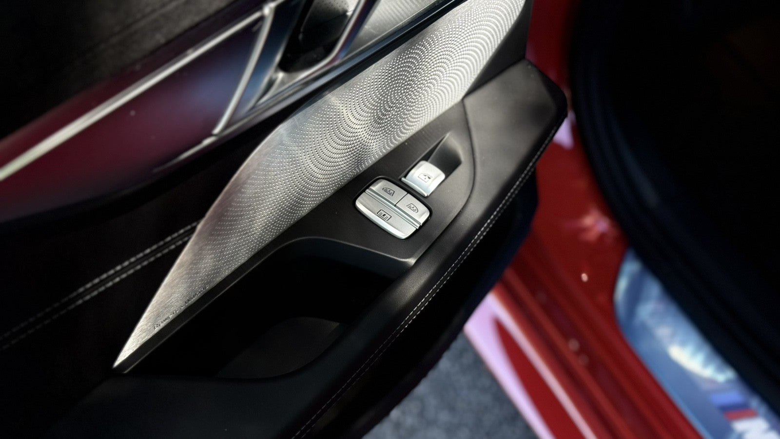 2026 BMW 8 Series M850i