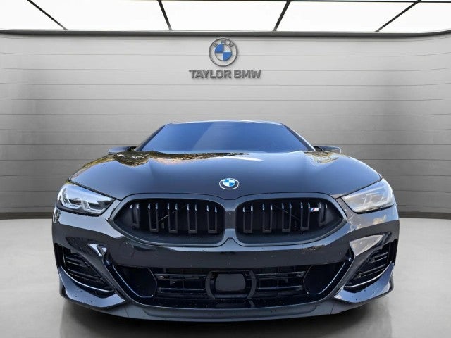 2026 BMW 850i M850i