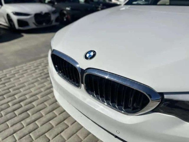 2017 BMW 530i 530i