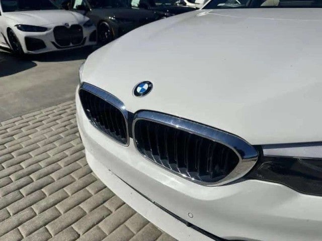 2017 BMW 530i 530i