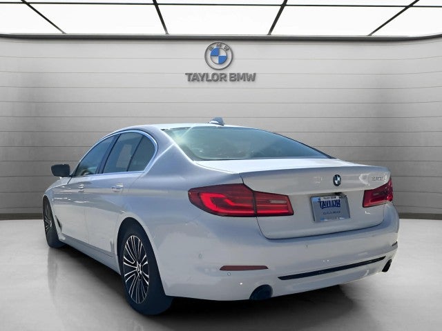2017 BMW 530i 530i
