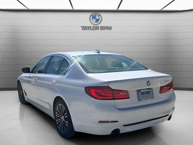 2017 BMW 530i 530i
