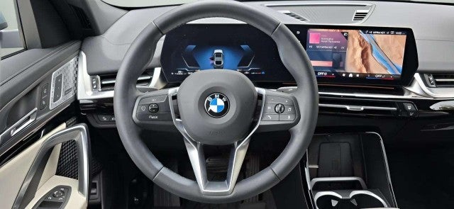 2025 BMW X2 xDrive28i