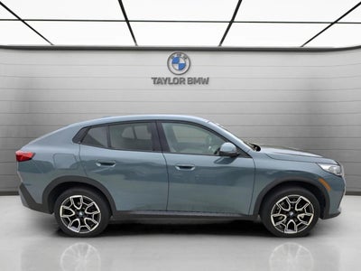 2025 BMW X2 xDrive28i