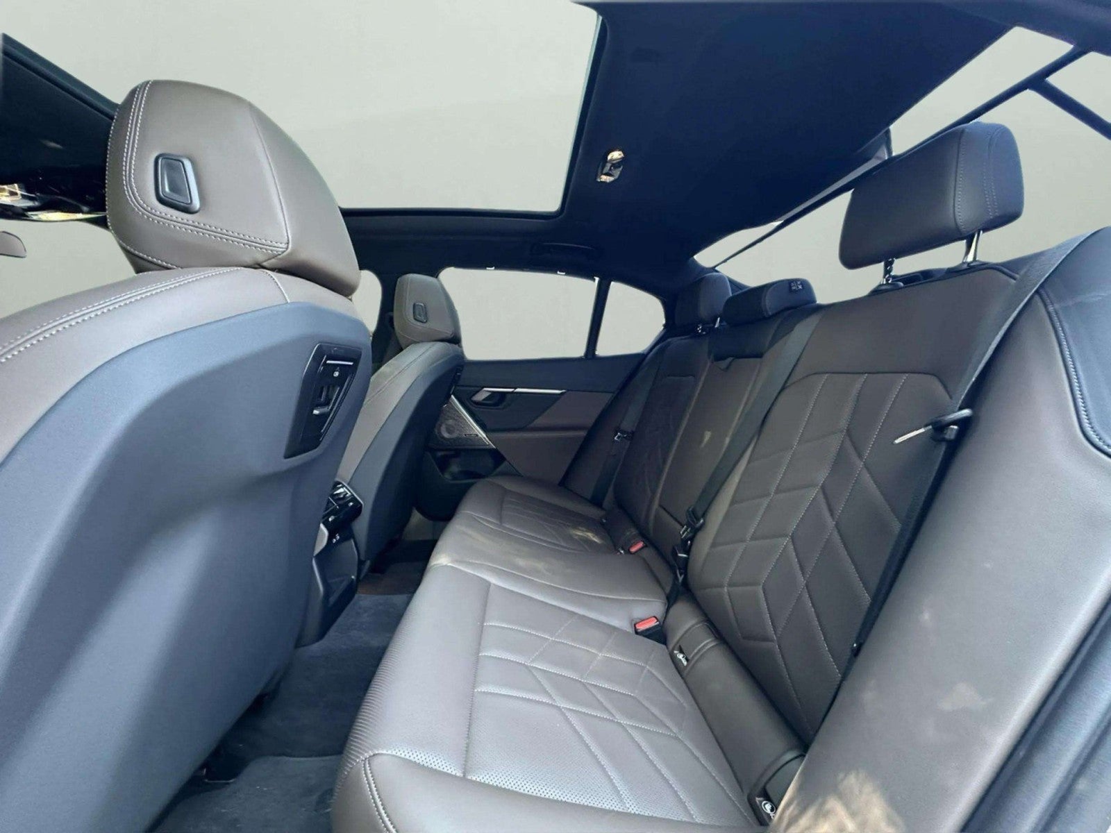 2024 BMW i5 eDrive40 eDrive40