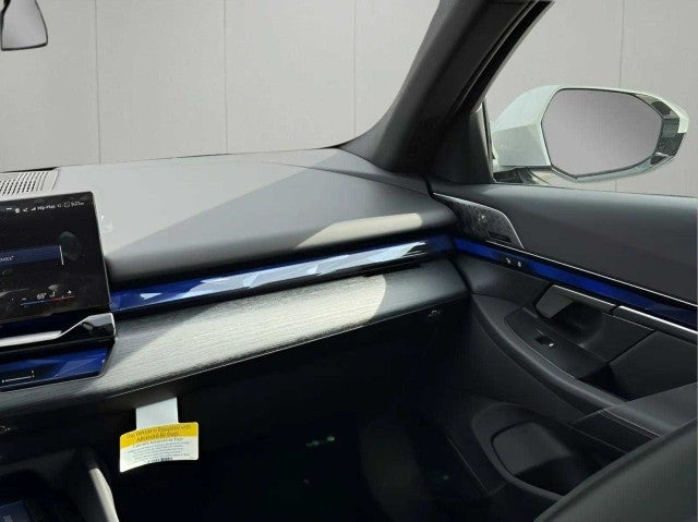 2025 BMW i5 eDrive40