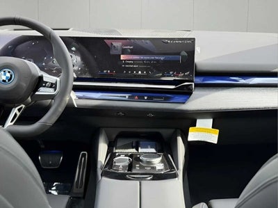 2025 BMW i5 eDrive40
