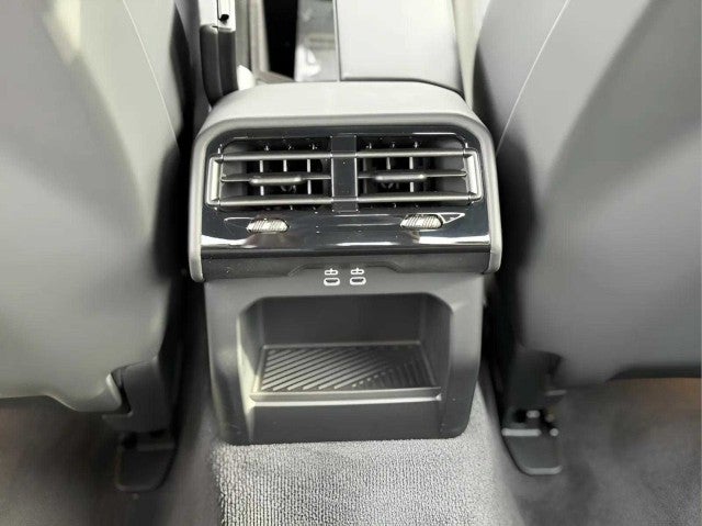 2025 BMW i5 eDrive40