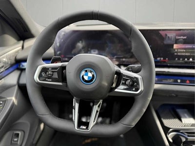 2025 BMW i5 eDrive40