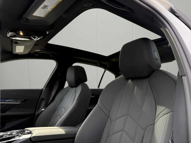 2025 BMW i5 eDrive40