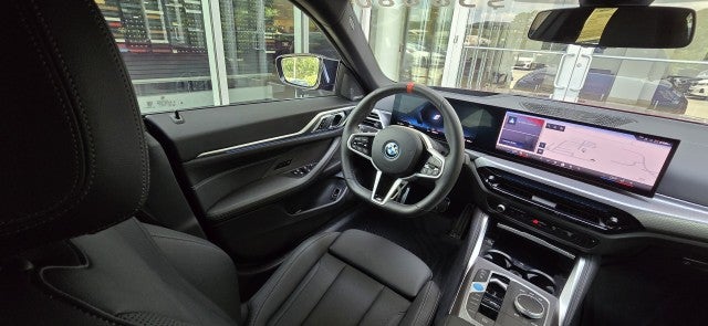 2025 BMW i4 M50 M50