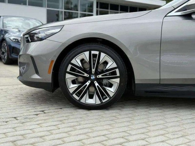 2026 BMW i5 xDrive40