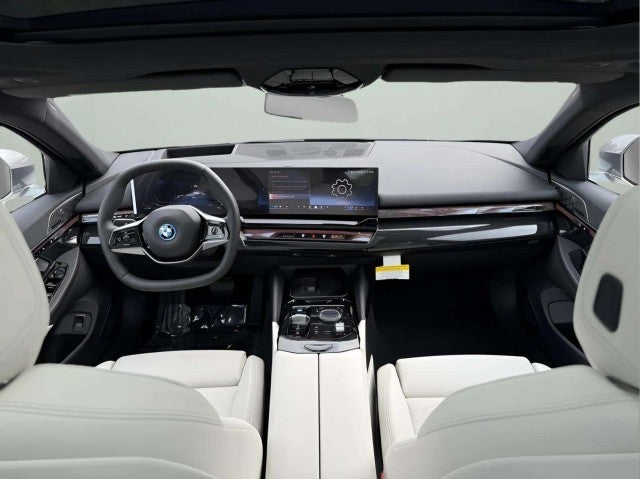 2026 BMW i5 xDrive40