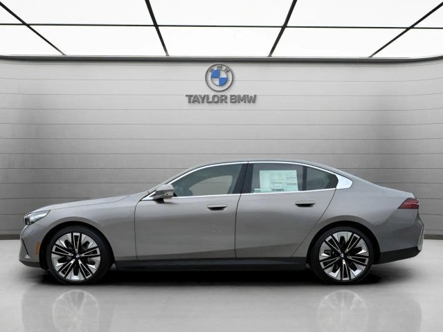 2026 BMW i5 xDrive40