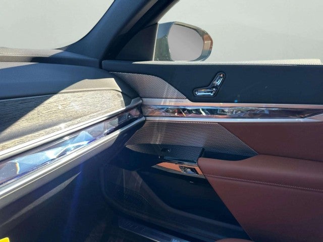 2026 BMW i7 eDrive50