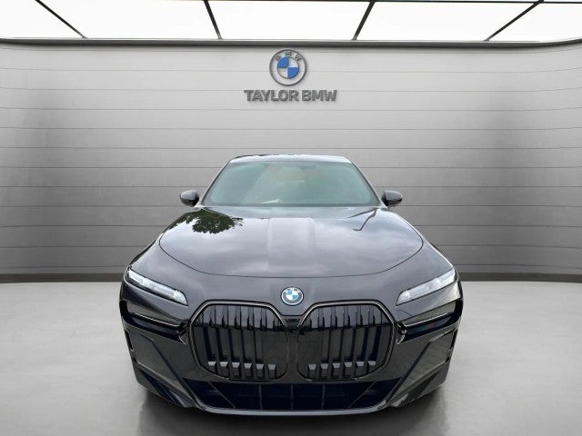 2025 BMW i7 eDrive50