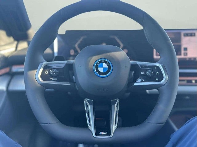 2026 BMW i5 eDrive40