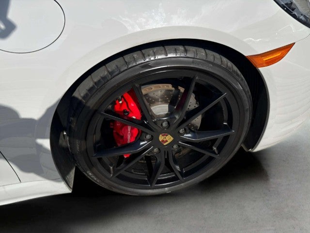 2025 Porsche 718 Cayman S