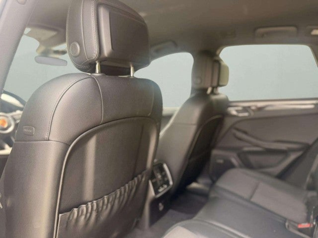 2023 Porsche Macan S