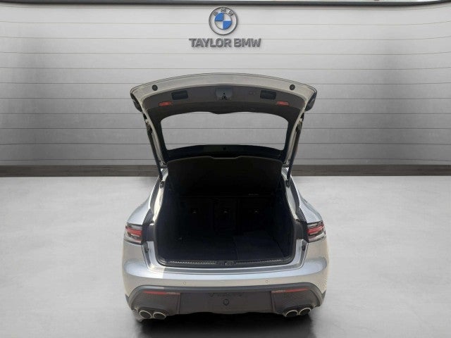 2023 Porsche Macan S