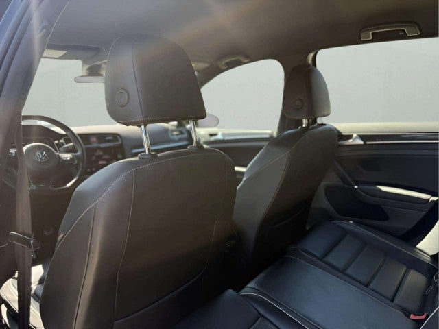 2018 Volkswagen Golf R Base