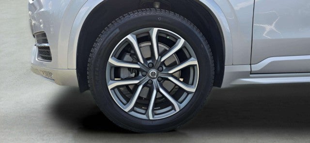 2019 Volvo XC90 Momentum