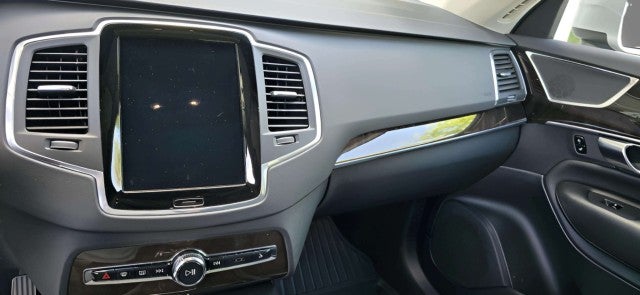 2019 Volvo XC90 Momentum