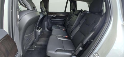 2019 Volvo XC90 Momentum