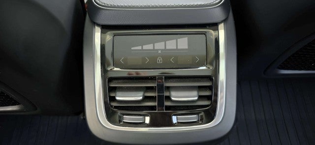 2019 Volvo XC90 Momentum