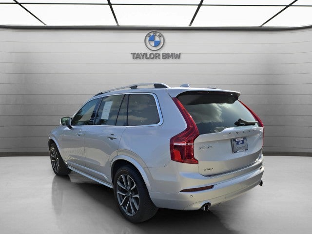 2019 Volvo XC90 Momentum