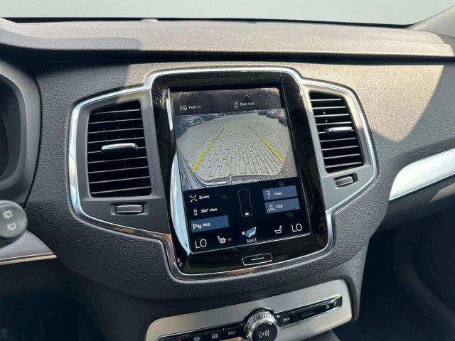 2018 Volvo XC90 Momentum